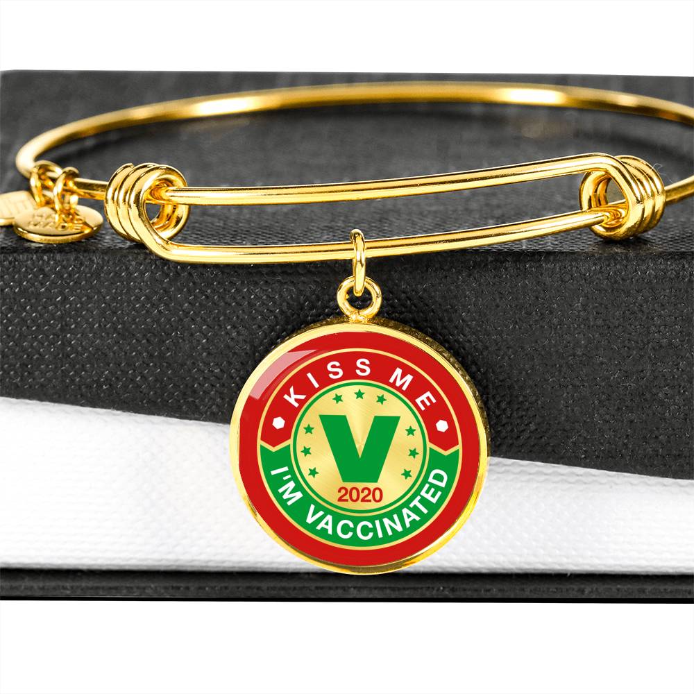 Kiss Me , I'm Vaccinated bracelet - World Salsa Championships