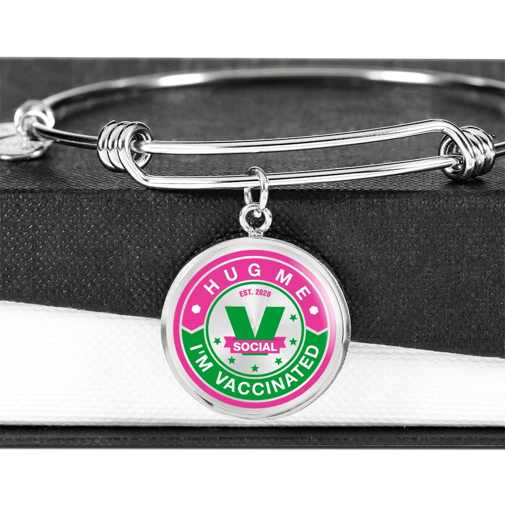 Hug me , I "m Vaccinated bracelet. Socialize responsible. - World Salsa Championships
